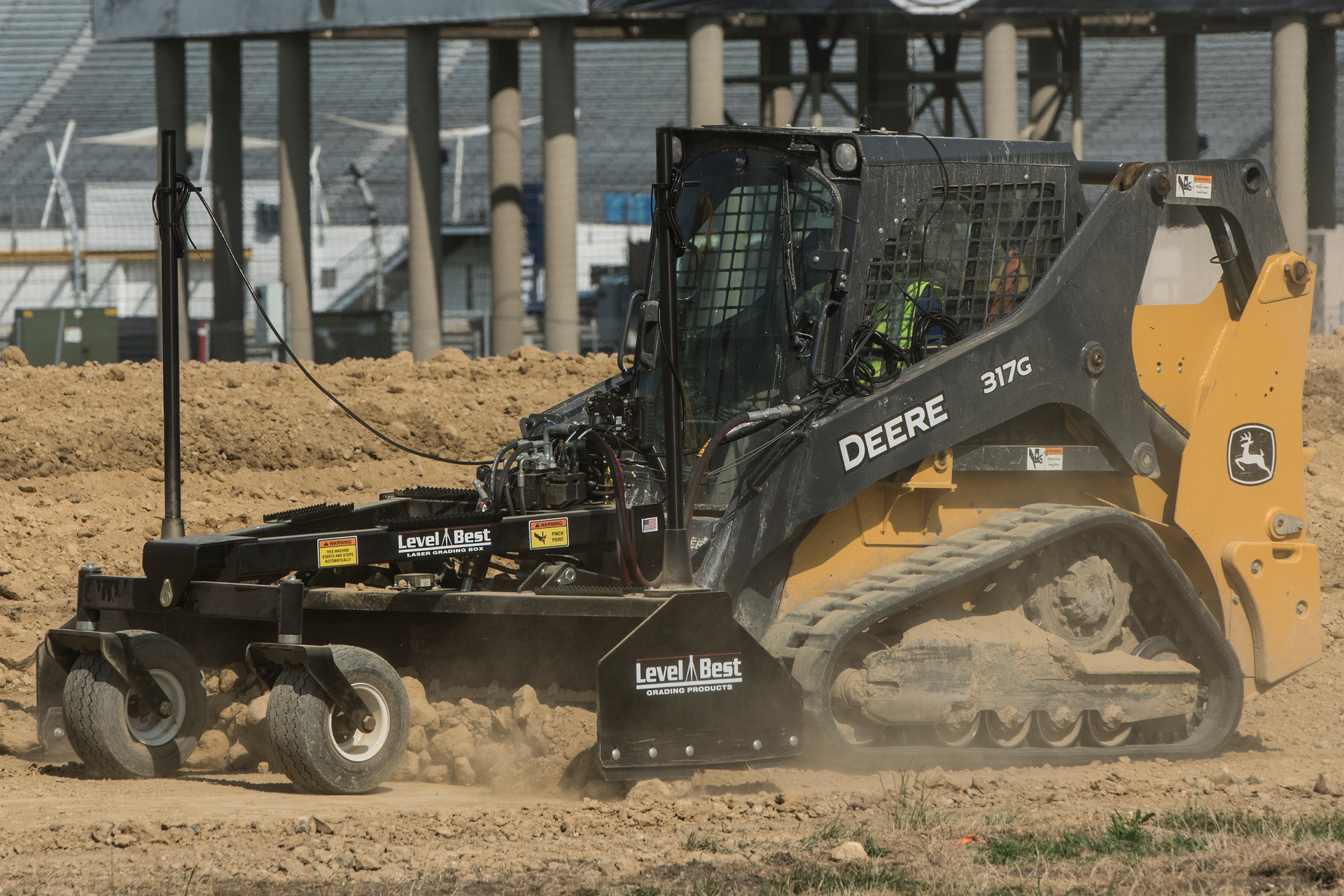 John Deere Releases New Grade Control Level Best® Box Blades for Skid