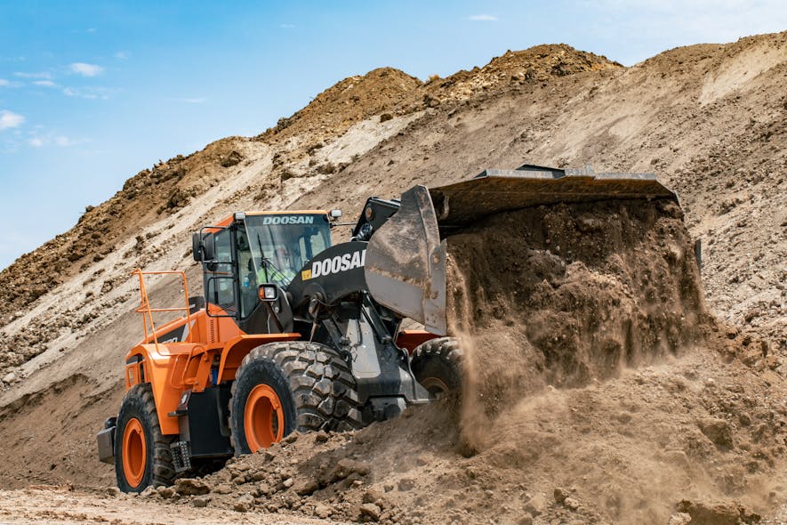 David Rowland ordered an 8-cubic-yard bucket for use with the Doosan DL580-5 wheel loader.